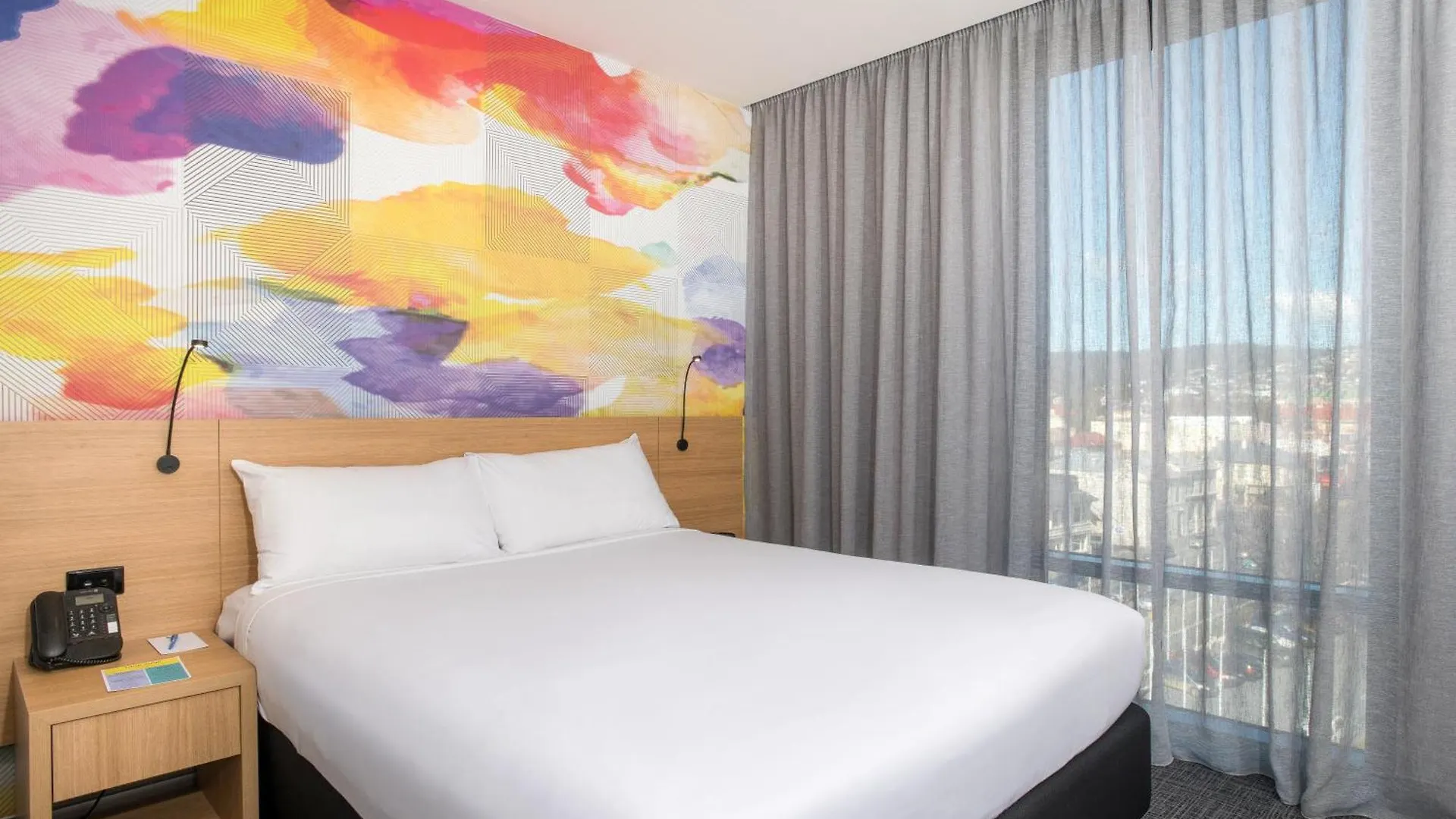 Ibis Styles Hobart Hotel 4*,